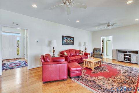 Tiny photo for 185 Marlin Place Pl, Wicomico Church, VA 22473 (MLS # 2609536)
