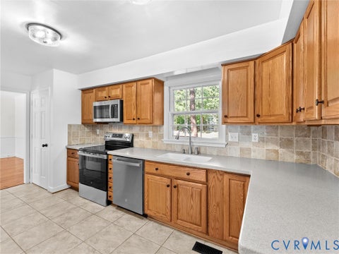 Tiny photo for 4504 Heritage Woods Lane, Midlothian, VA 23112 (MLS # 2624592)