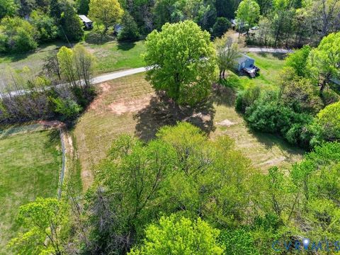 Tiny photo for 24 Firehouse Road, Cumberland, VA 23040 (MLS # 2608661)