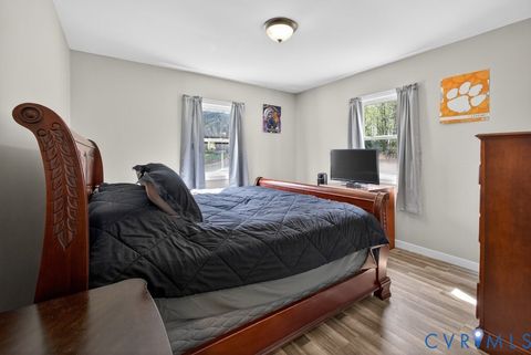 Tiny photo for 24 Firehouse Road, Cumberland, VA 23040 (MLS # 2608661)