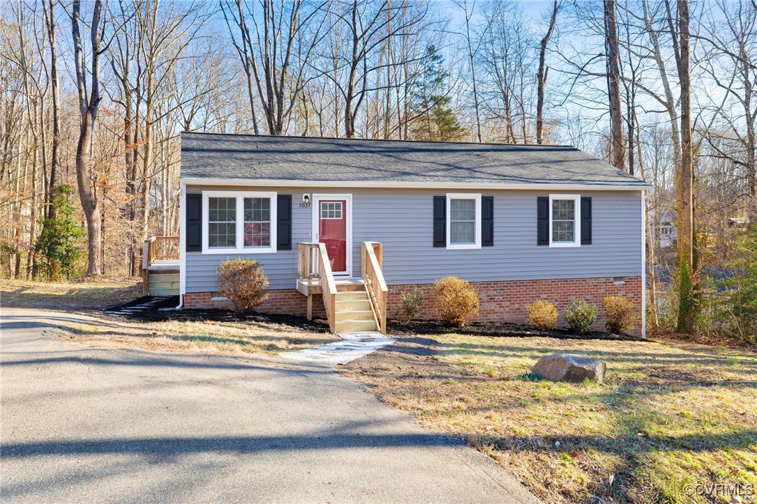 Midlothian, Virginia 23112, United States, 3 Bedrooms Bedrooms, ,2 BathroomsBathrooms,Residential,Pending,77838