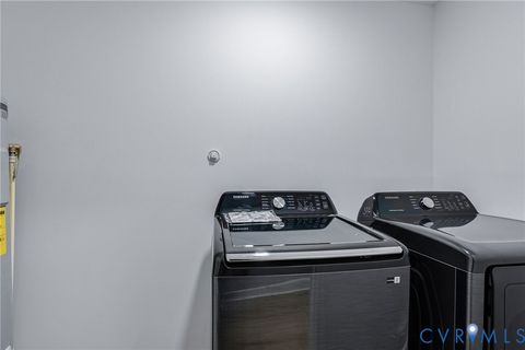 Tiny photo for 815 Miller Street, Petersburg, VA 23803 (MLS # 2603004)