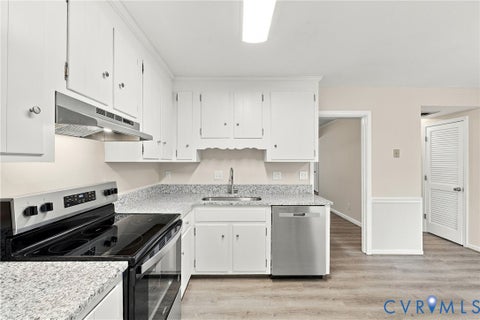 Tiny photo for 208 Newstead Drive, Richmond, VA 23235 (MLS # 2629204)