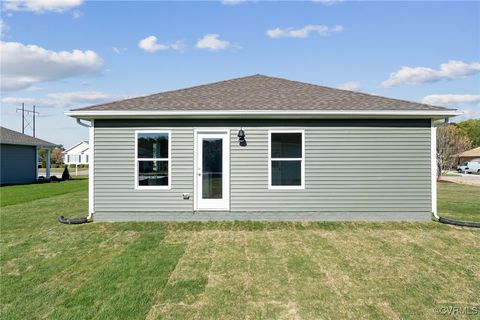 Tiny photo for 82 Our Way Drive, Kilmarnock, VA 22482 (MLS # 2510928)