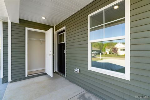 Tiny photo for 82 Our Way Drive, Kilmarnock, VA 22482 (MLS # 2510928)