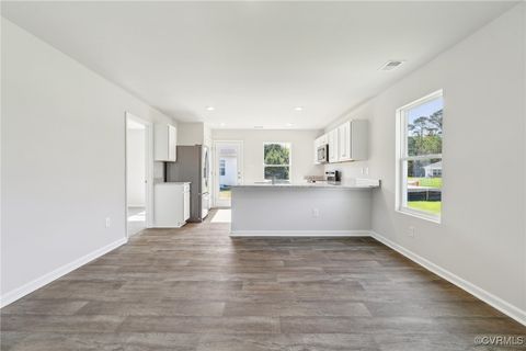 Tiny photo for 82 Our Way Drive, Kilmarnock, VA 22482 (MLS # 2510928)