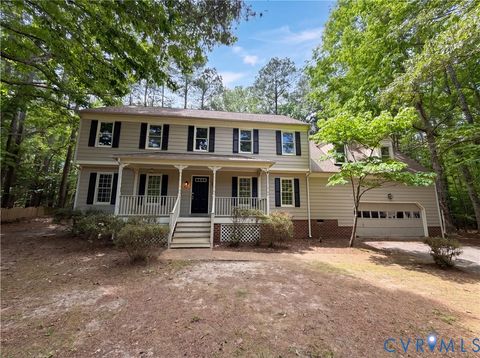 Photo of 5517 W Bay Court, Midlothian, VA 23112 (MLS # 2611925)