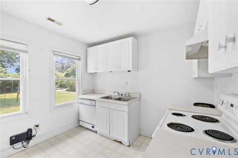 Tiny photo for 7 W Berry Street, Sandston, VA 23150 (MLS # 2617775)