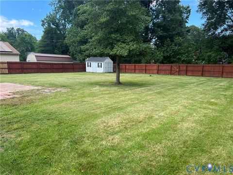 Tiny photo for 1937 Windsor Road, Petersburg, VA 23805 (MLS # 2617462)