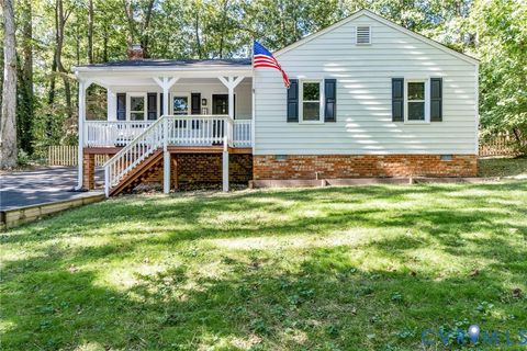Photo of 3434 Castlebury Drive, Chester, VA 23831 (MLS # 2608377)