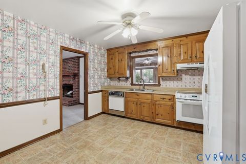 Tiny photo for 602 Dunkerry Lane, Sandston, VA 23150 (MLS # 2600418)