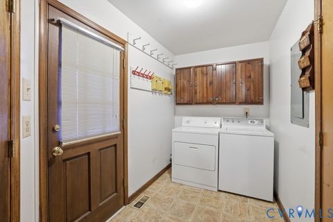 Tiny photo for 602 Dunkerry Lane, Sandston, VA 23150 (MLS # 2600418)