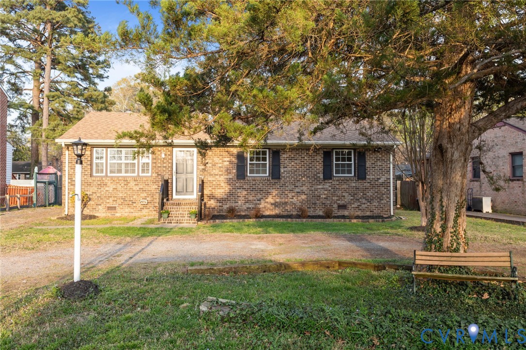 5413 Seminary Avenue