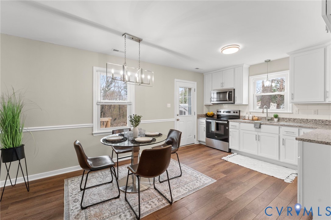 1807 Meadow Park Circle