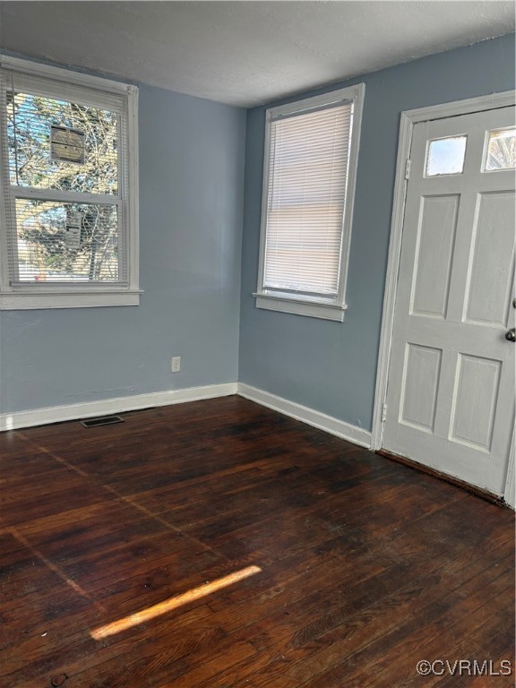 Petersburg, Virginia 23803, United States, 2 Bedrooms Bedrooms, ,1 BathroomBathrooms,Residential,Active,84033