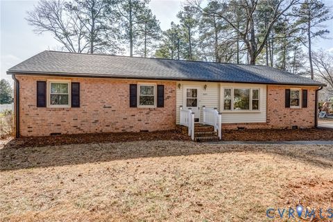 Photo of 7371 Penrith Drive, Mechanicsville, VA 23116 (MLS # 2607068)