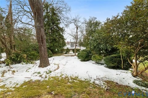 Tiny photo for 114 Marshall Street, Petersburg, VA 23803 (MLS # 2601801)
