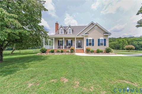 Photo of 827 Sutherland Road, Church Road, VA 23833 (MLS # 2619715)