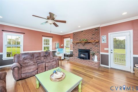 Tiny photo for 827 Sutherland Road, Church Road, VA 23833 (MLS # 2619715)