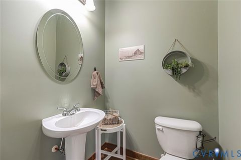 Tiny photo for 827 Sutherland Road, Church Road, VA 23833 (MLS # 2619715)
