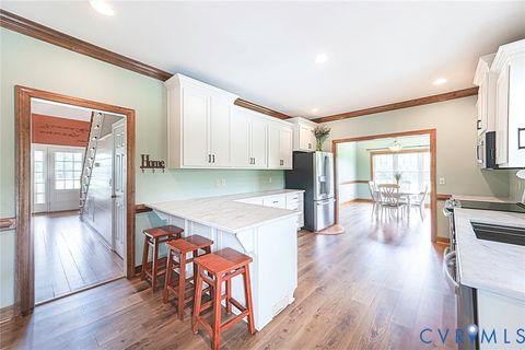 Tiny photo for 827 Sutherland Road, Church Road, VA 23833 (MLS # 2619715)
