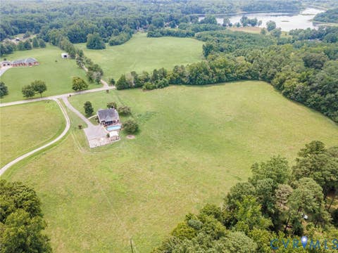 Tiny photo for 827 Sutherland Road, Church Road, VA 23833 (MLS # 2619715)