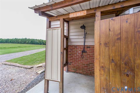 Tiny photo for 827 Sutherland Road, Church Road, VA 23833 (MLS # 2619715)
