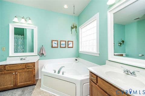 Tiny photo for 827 Sutherland Road, Church Road, VA 23833 (MLS # 2619715)