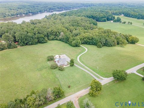 Tiny photo for 827 Sutherland Road, Church Road, VA 23833 (MLS # 2619715)