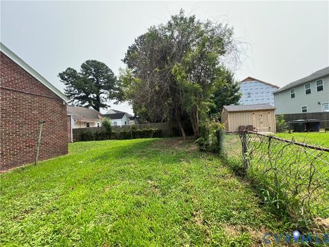 Tiny photo for 1910 Piedmont Avenue, Portsmouth, VA 23704 (MLS # 2619889)