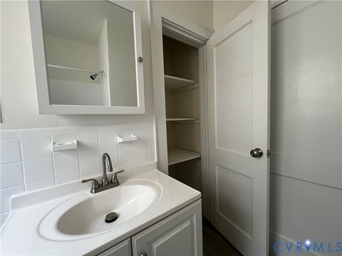 Tiny photo for 1910 Piedmont Avenue, Portsmouth, VA 23704 (MLS # 2619889)