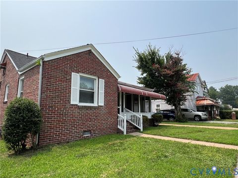 Tiny photo for 1910 Piedmont Avenue, Portsmouth, VA 23704 (MLS # 2619889)
