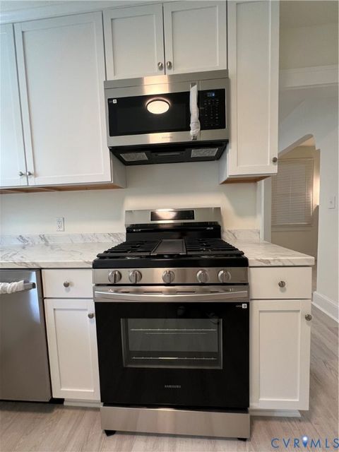 Tiny photo for 1910 Piedmont Avenue, Portsmouth, VA 23704 (MLS # 2619889)