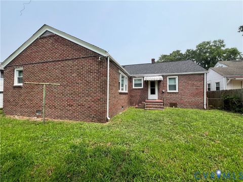 Tiny photo for 1910 Piedmont Avenue, Portsmouth, VA 23704 (MLS # 2619889)