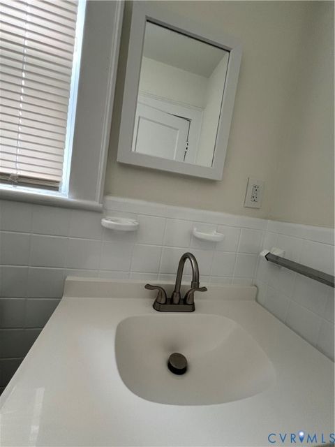 Tiny photo for 1910 Piedmont Avenue, Portsmouth, VA 23704 (MLS # 2619889)