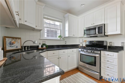 Tiny photo for 4003 Kensington Avenue, Richmond, VA 23221 (MLS # 2623072)