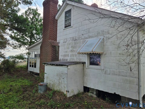 Tiny photo for 242 Rappahannock Drive, Dunnsville, VA 22454 (MLS # 2624943)