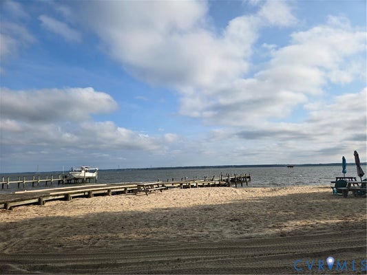 242 RAPPAHANNOCK DR, DUNNSVILLE, VA 22454 - Image 68d8f5d9255389414bfc786962ff52fc/3692608728