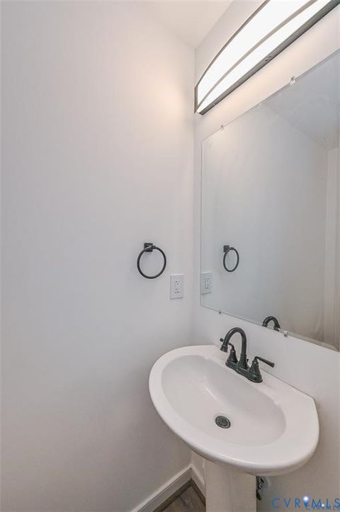 Tiny photo for 501 Smith Drive, Ruther Glen, VA 22546 (MLS # 2604118)