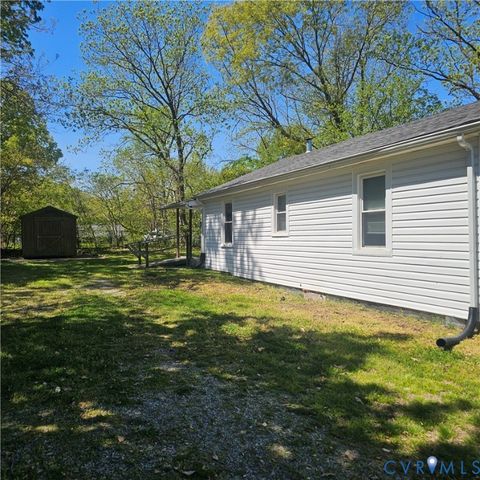 Tiny photo for 1308 Tabb Avenue, Hopewell, VA 23860 (MLS # 2609054)