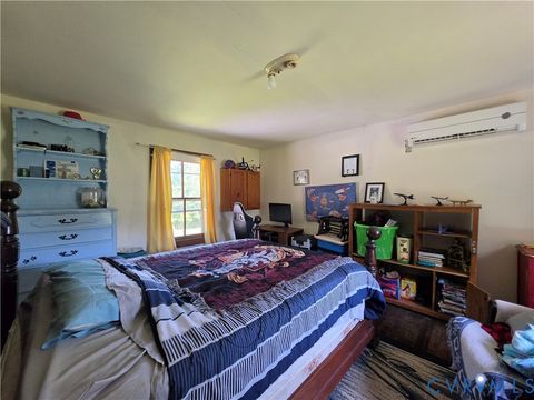 Tiny photo for 3818 Stage Junction Road, Columbia, VA 23038 (MLS # 2619332)