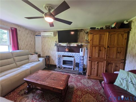 Tiny photo for 3818 Stage Junction Road, Columbia, VA 23038 (MLS # 2619332)
