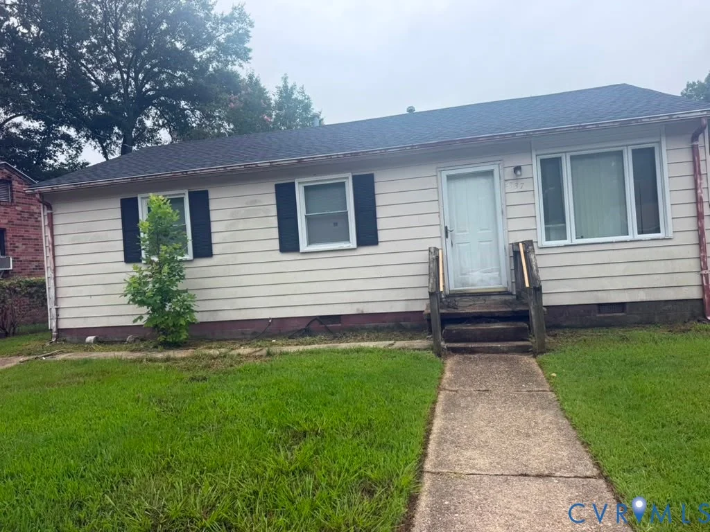 2337 Maclin Circle