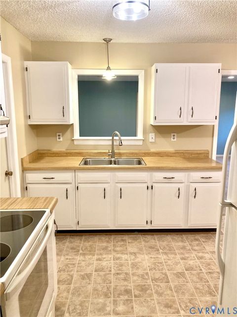 Tiny photo for 437 Queensway Road, Chesterfield, VA 23236 (MLS # 2603112)