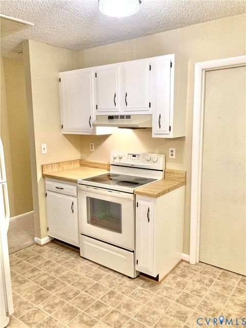 Tiny photo for 437 Queensway Road, Chesterfield, VA 23236 (MLS # 2603112)