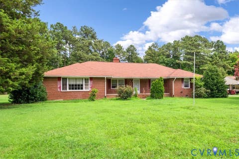 Photo of 2531 County Drive, Petersburg, VA 23803 (MLS # 2620816)