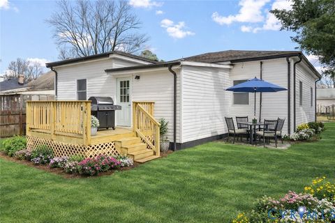 Tiny photo for 128 Grigg Street, Petersburg, VA 23083 (MLS # 2604530)