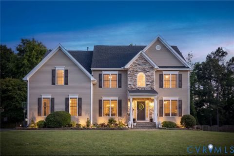 Photo of 11306 Longtown Drive, Midlothian, VA 23112 (MLS # 2616970)