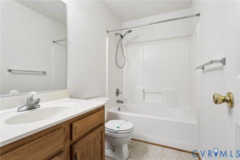 Tiny photo for 407 Stonegate Way, Suffolk, VA 23435 (MLS # 2613823)