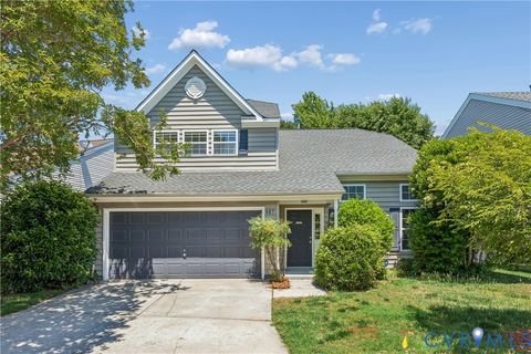 Photo of 407 Stonegate Way, Suffolk, VA 23435 (MLS # 2613823)